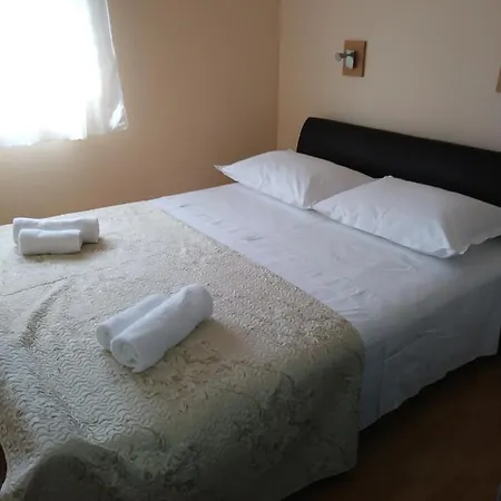 Apartman Baco דירה